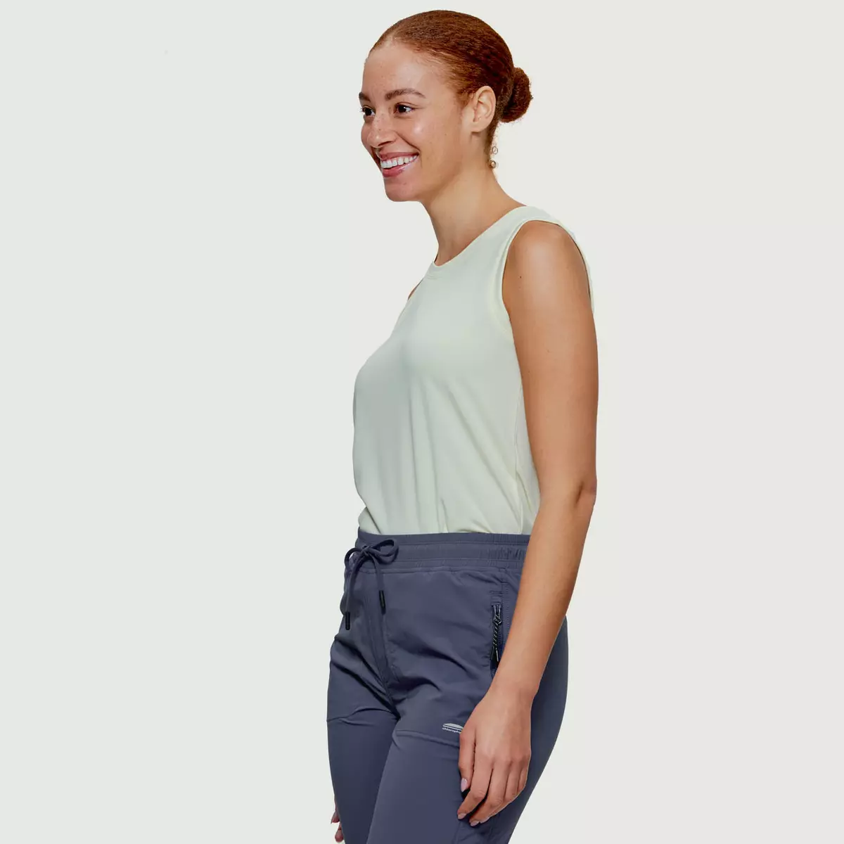 Percé - Camisole Légère De Yoga Pour Femme - Image 4